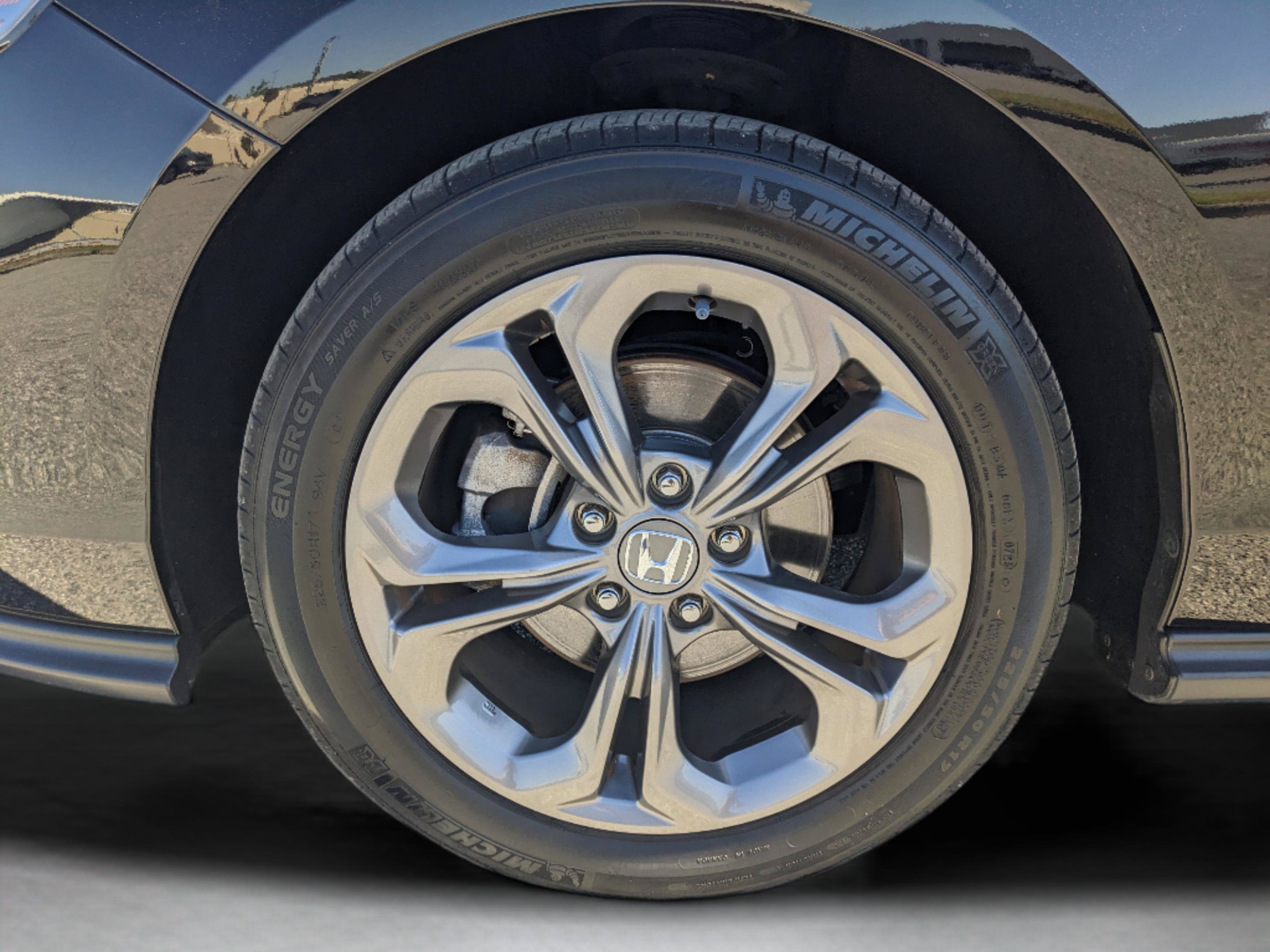 Used 2023 Honda Accord EX image 11