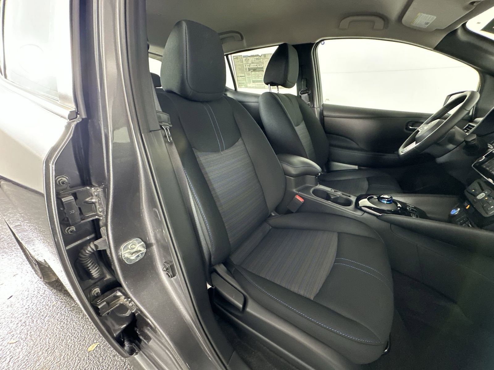 New 2025 Nissan Leaf SV Plus FWD image 27