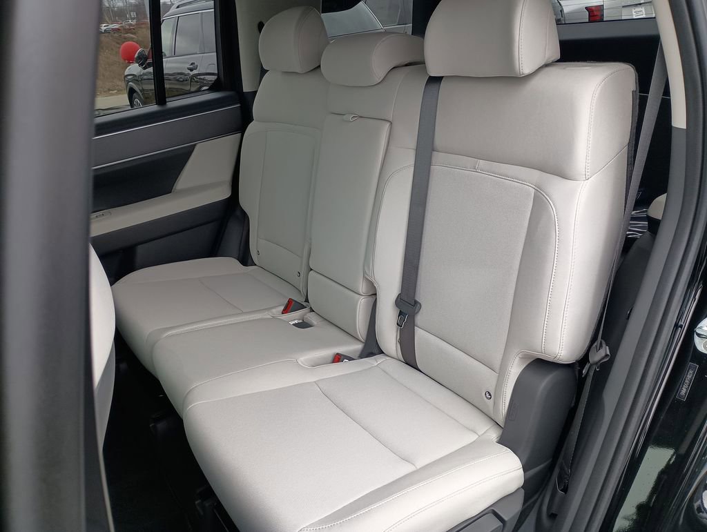 New 2026 Hyundai Santa Fe SE image 27