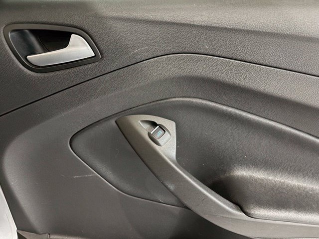 Used 2019 Ford Escape SE AWD/4WD image 12