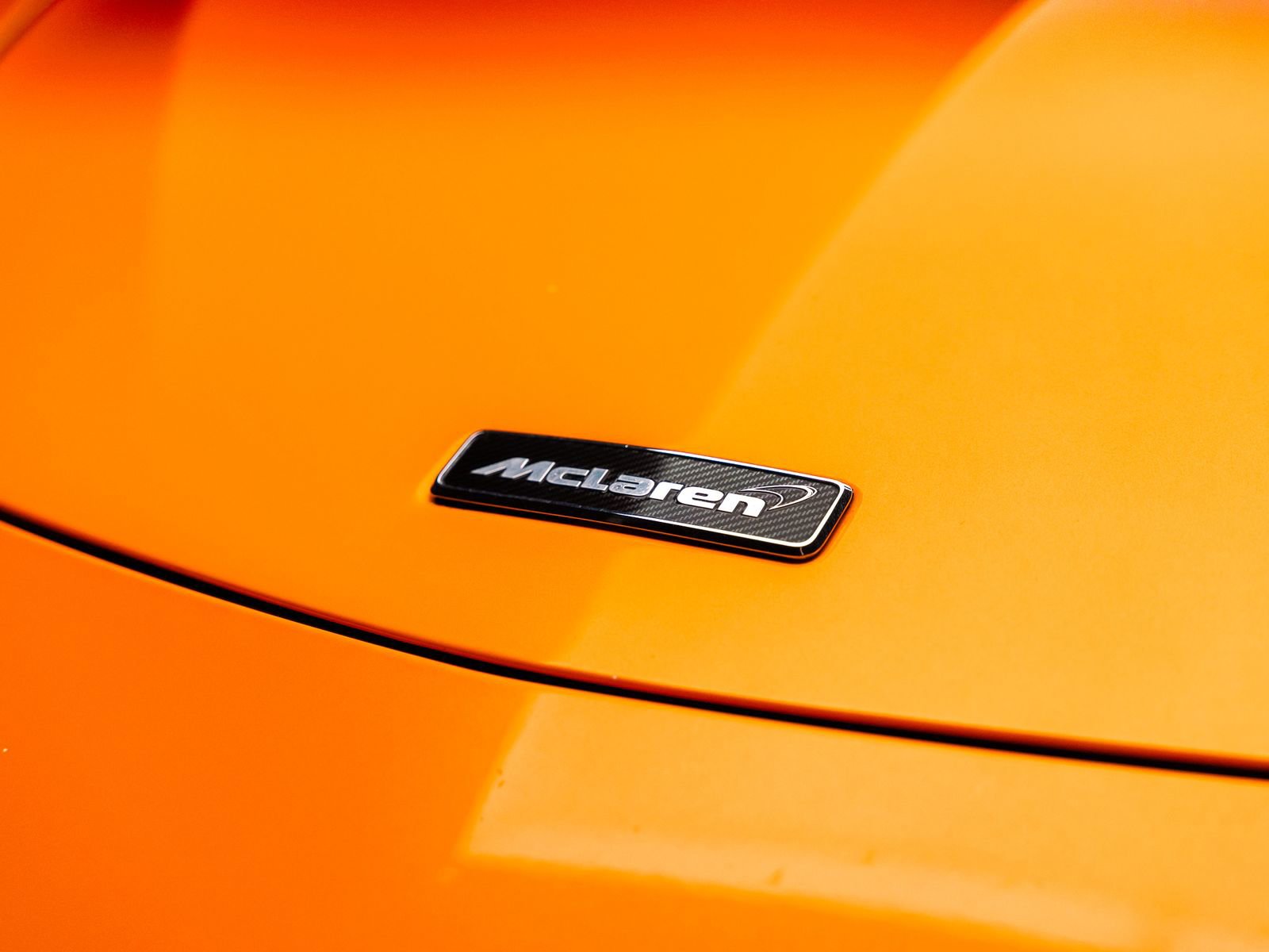 Used 2016 McLaren 570S Coupe RWD image 21