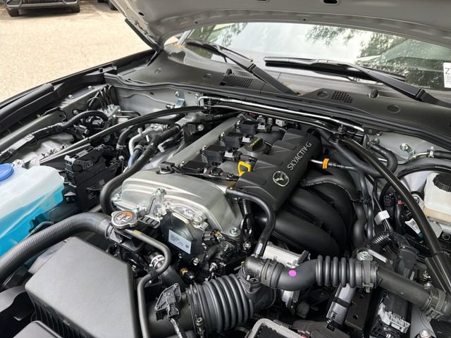 New 2026 MAZDA MX-5 Miata RF Grand Touring RWD image 28