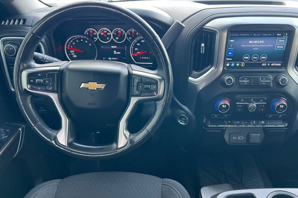 Used 2021 Chevrolet Silverado 1500 LT image 11