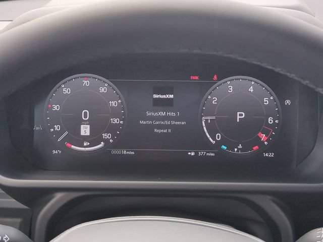 New 2026 Land Rover Defender 110 X-Dynamic SE AWD/4WD image 8