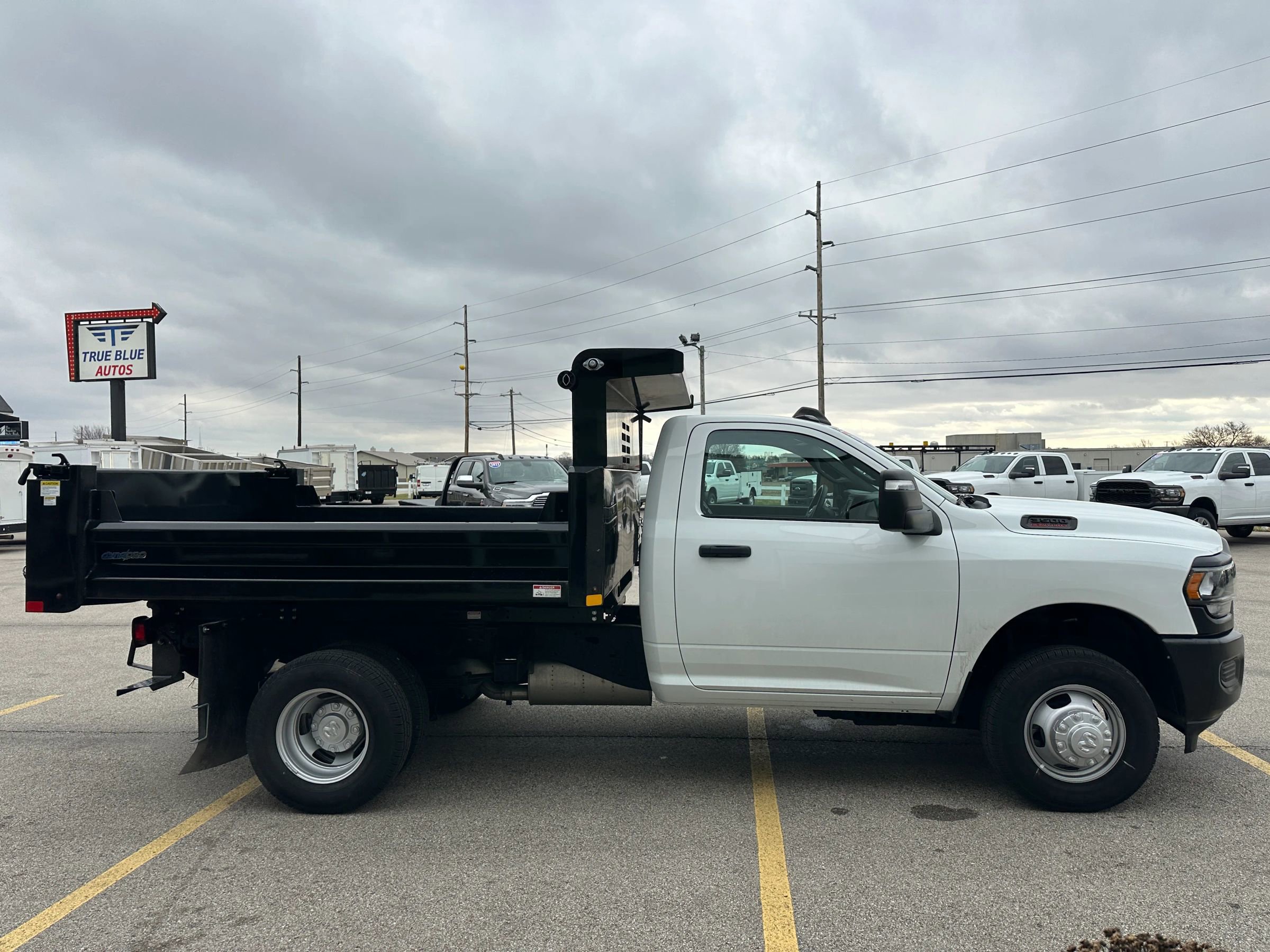 Used 2024 RAM 3500 Tradesman image 10