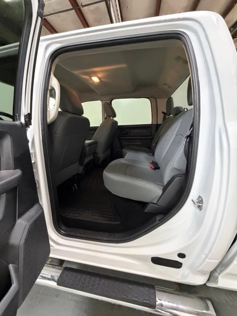 Used 2017 RAM 2500 Tradesman w/ Chrome Appearance Group AWD/4WD image 22
