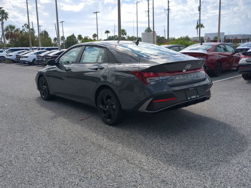 New 2026 Hyundai Elantra SEL Sport Premium image 4