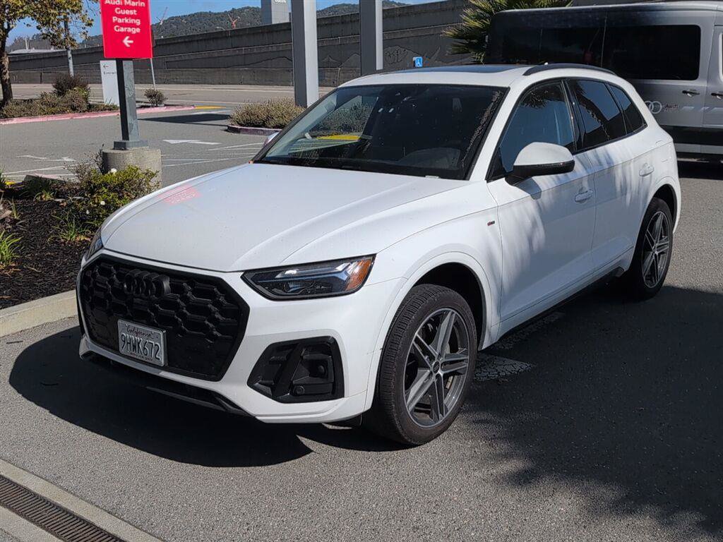 Used 2023 Audi Q5 e Premium Plus w/ Premium Plus Package