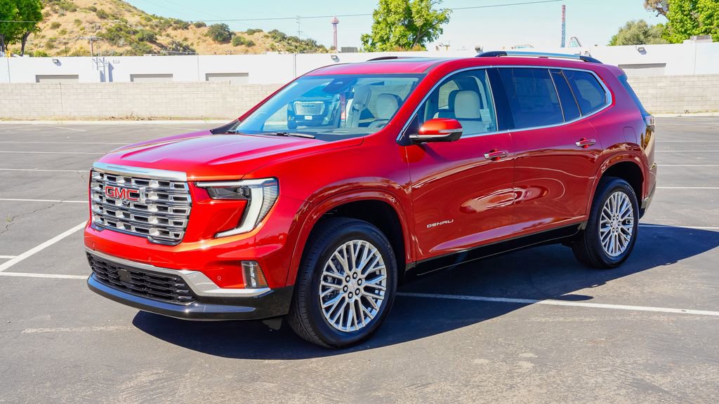 New 2026 GMC Acadia Denali AWD/4WD image 3