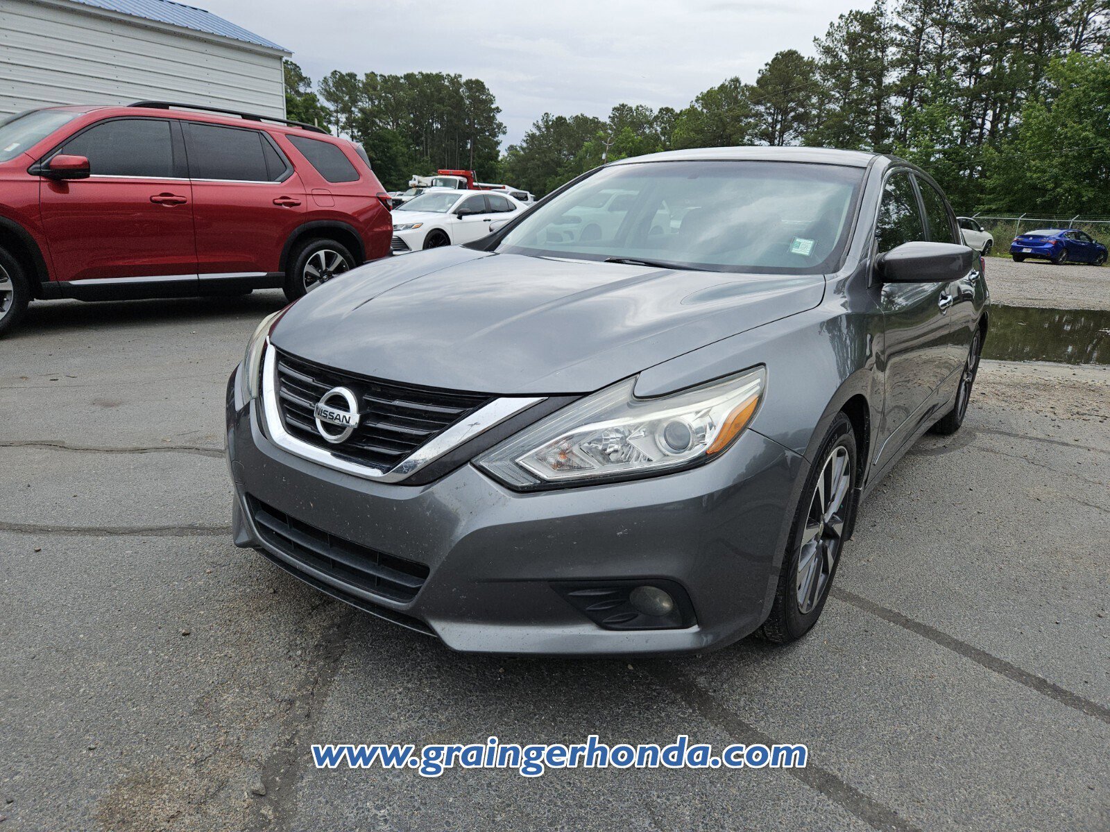 Used 2017 Nissan Altima 2.5 SV FWD image 2