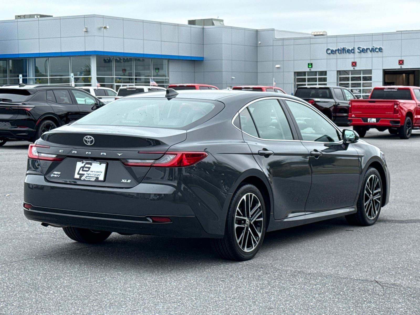 Used 2025 Toyota Camry XLE image 24
