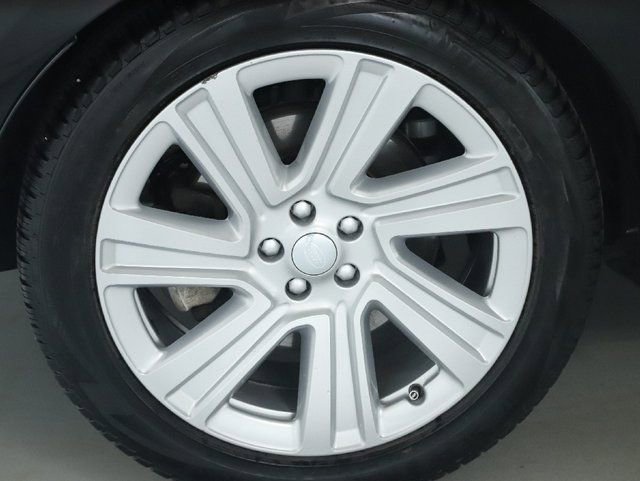 Used 2023 Land Rover Range Rover Long Wheelbase SE AWD/4WD image 39