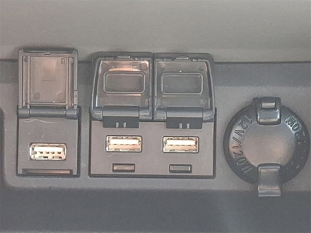 Used 2021 Toyota Highlander Limited image 24