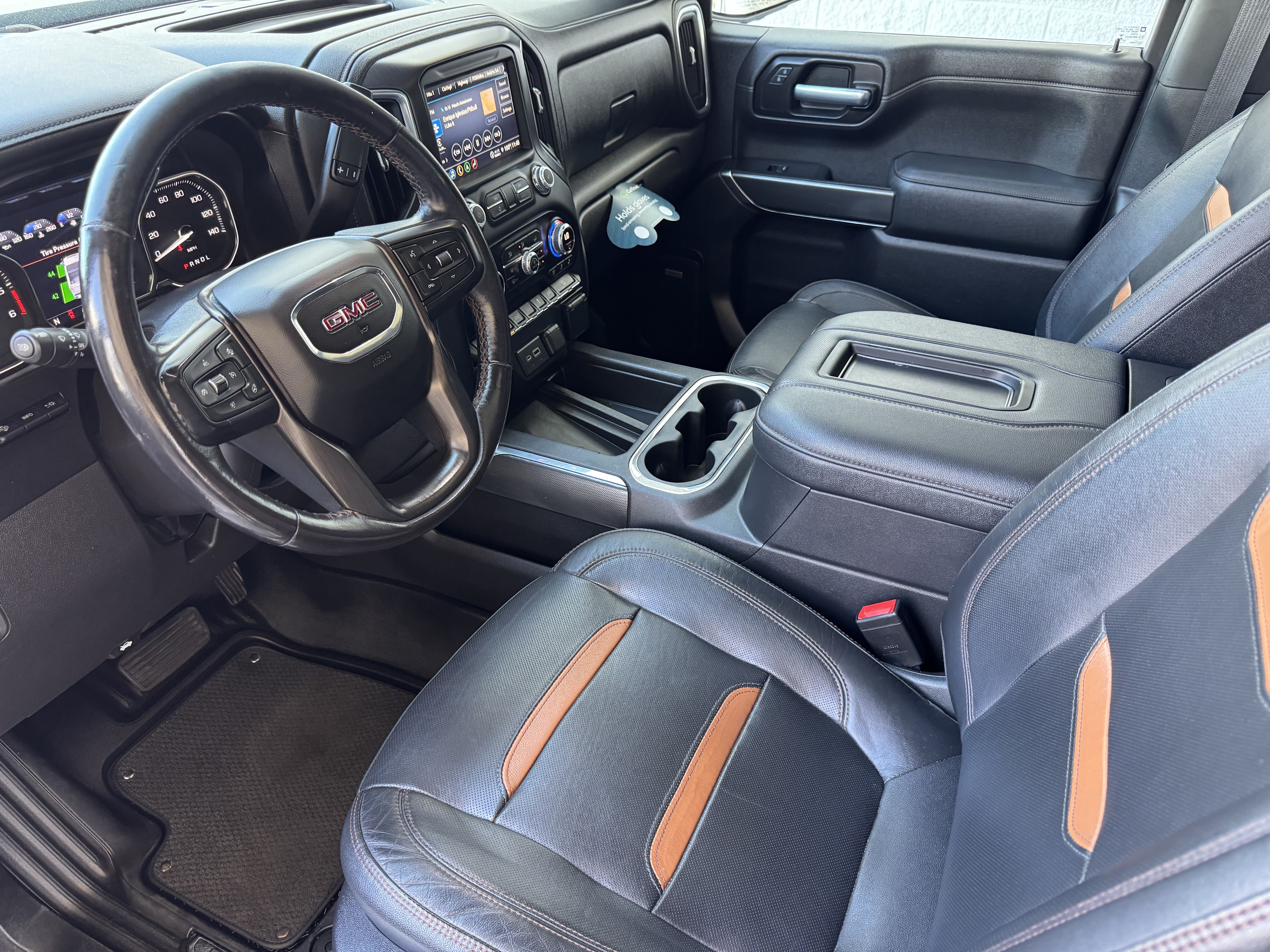 Used 2021 GMC Sierra 1500 AT4 w/ AT4 Value Package AWD/4WD image 9