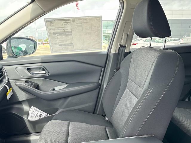 New 2026 Nissan Rogue SV FWD image 17