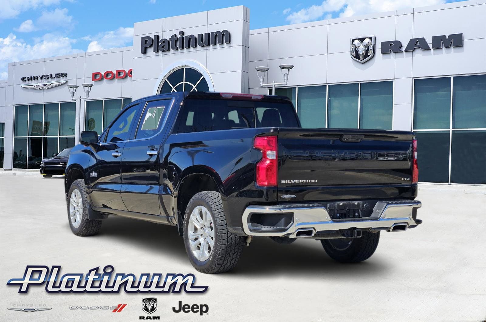 Used 2023 Chevrolet Silverado 1500 LTZ image 4