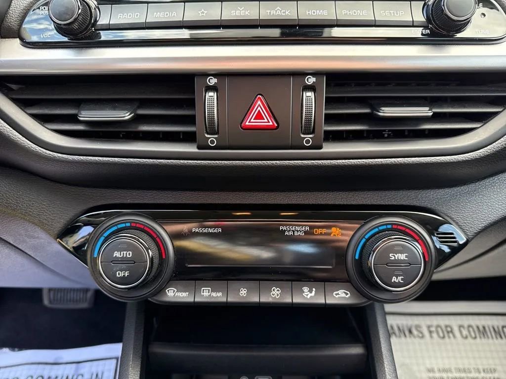 Used 2019 Kia Forte LXS FWD image 23