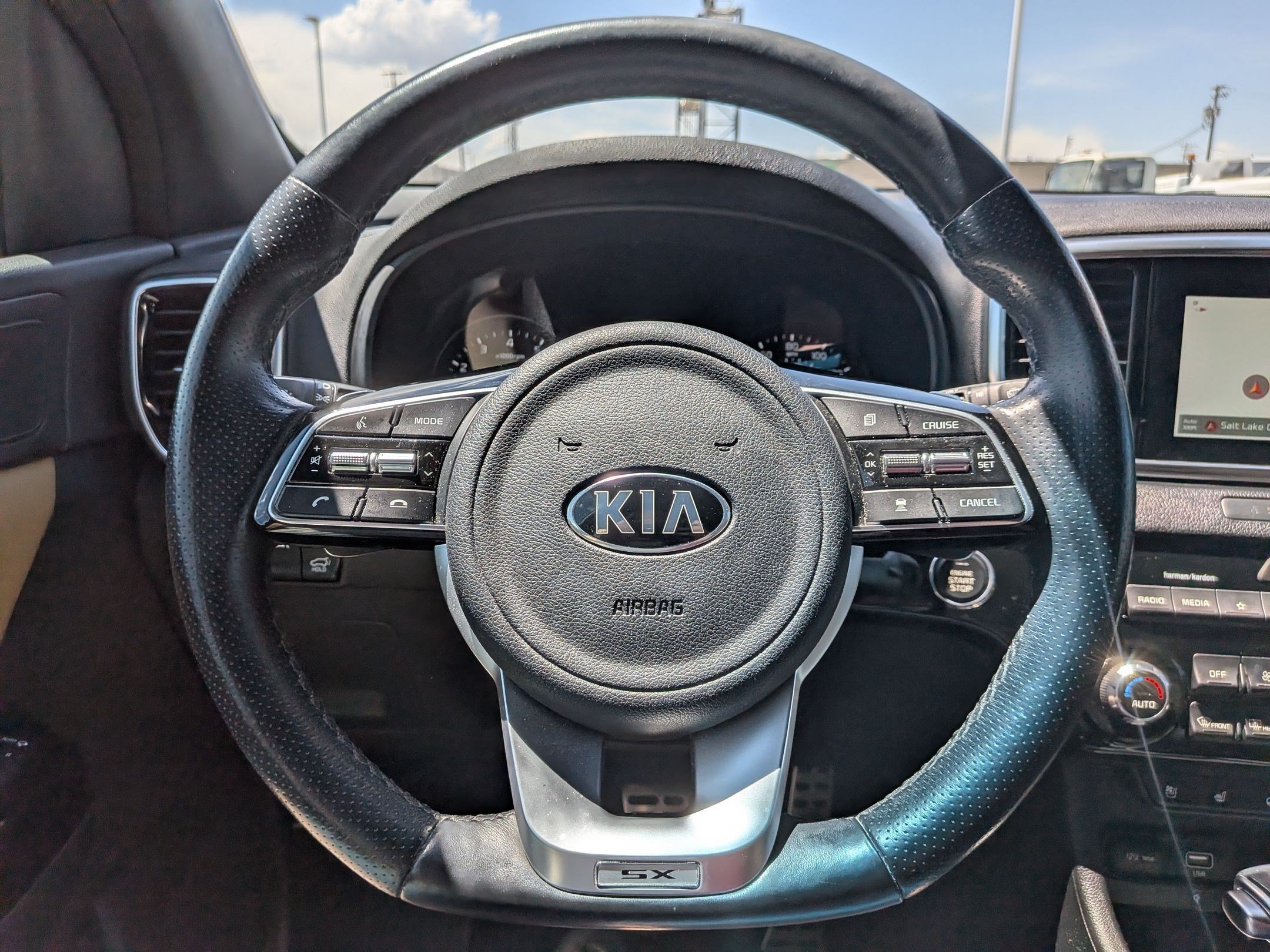 Certified 2022 Kia Sportage SX AWD/4WD image 14