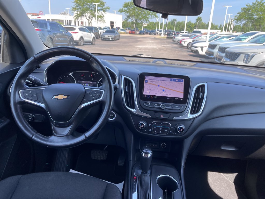 Used 2019 Chevrolet Equinox LT w/ Sun & Navigation Package AWD/4WD image 21
