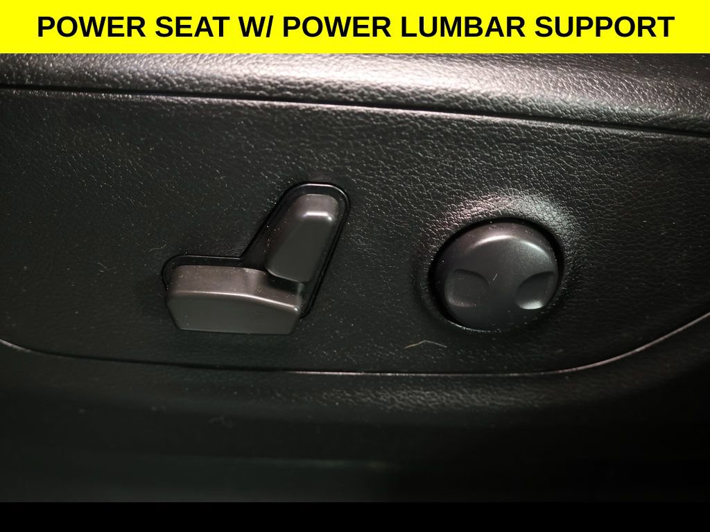 Used 2022 RAM 1500 Big Horn AWD/4WD image 3