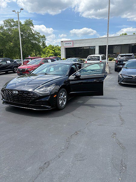 Used 2023 Hyundai Sonata SEL FWD image 7