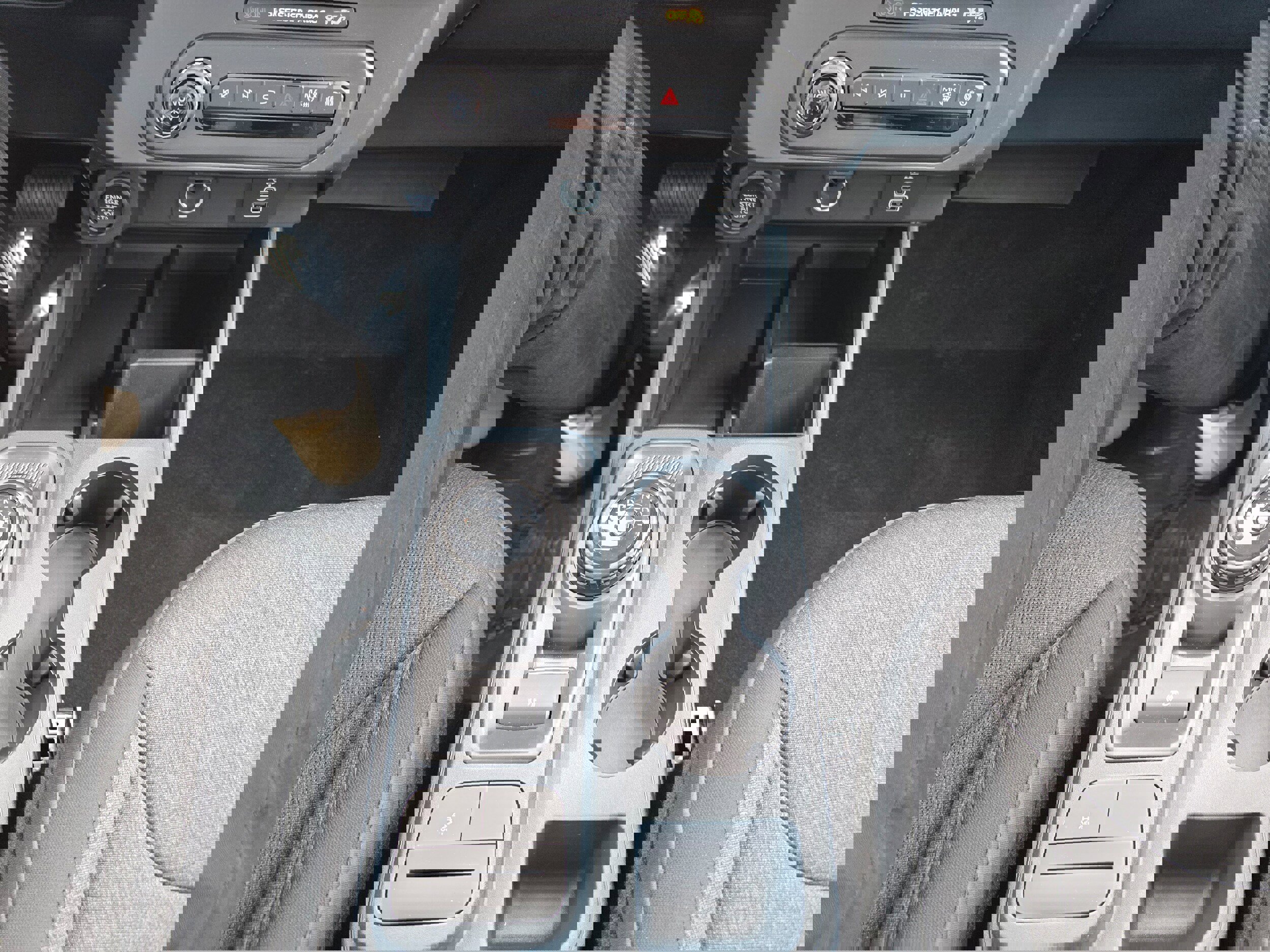 New 2026 Ford Maverick XLT w/ Equipment Group 301A image 21