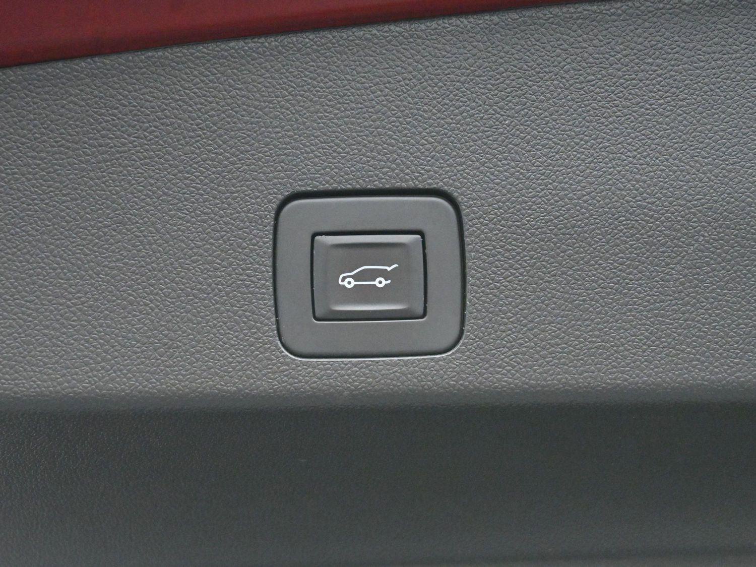 Used 2020 Buick Encore GX Preferred w/ Cold Weather Comfort Package image 10