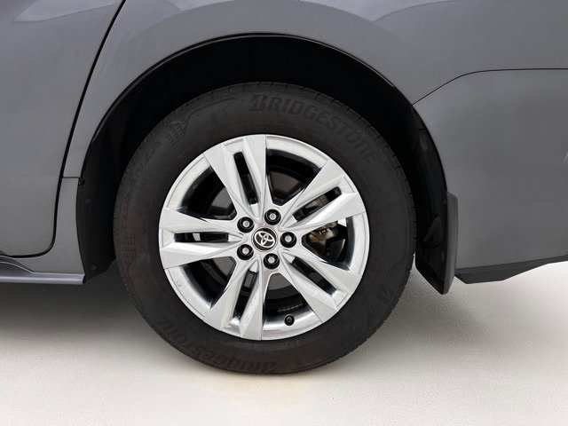 Used 2025 Toyota Sienna XLE w/ XLE Plus Package AWD/4WD image 30