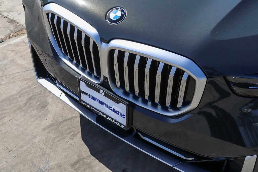 Used 2026 BMW X5 sDrive40i w/ Premium Package RWD image 10