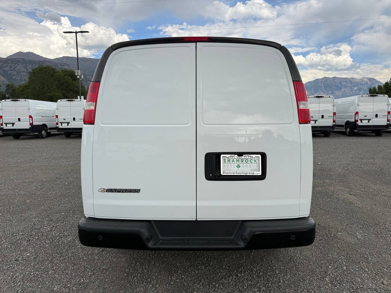 Used 2021 Chevrolet Express 2500 RWD image 4