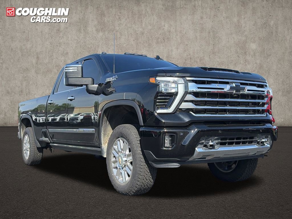 Used 2025 Chevrolet Silverado 2500 High Country w/ High Country Premium Package AWD/4WD image 9