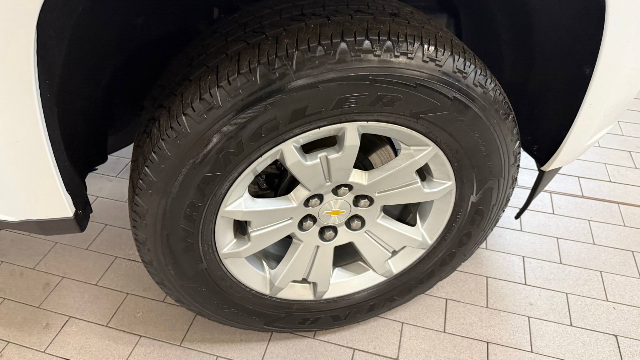 Used 2022 Chevrolet Colorado LT w/ Fleet Safety Package image 27