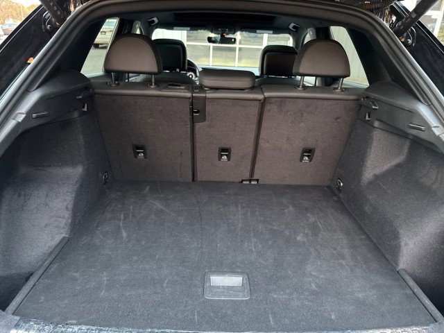 Used 2024 Audi Q3 2.0T Premium image 14