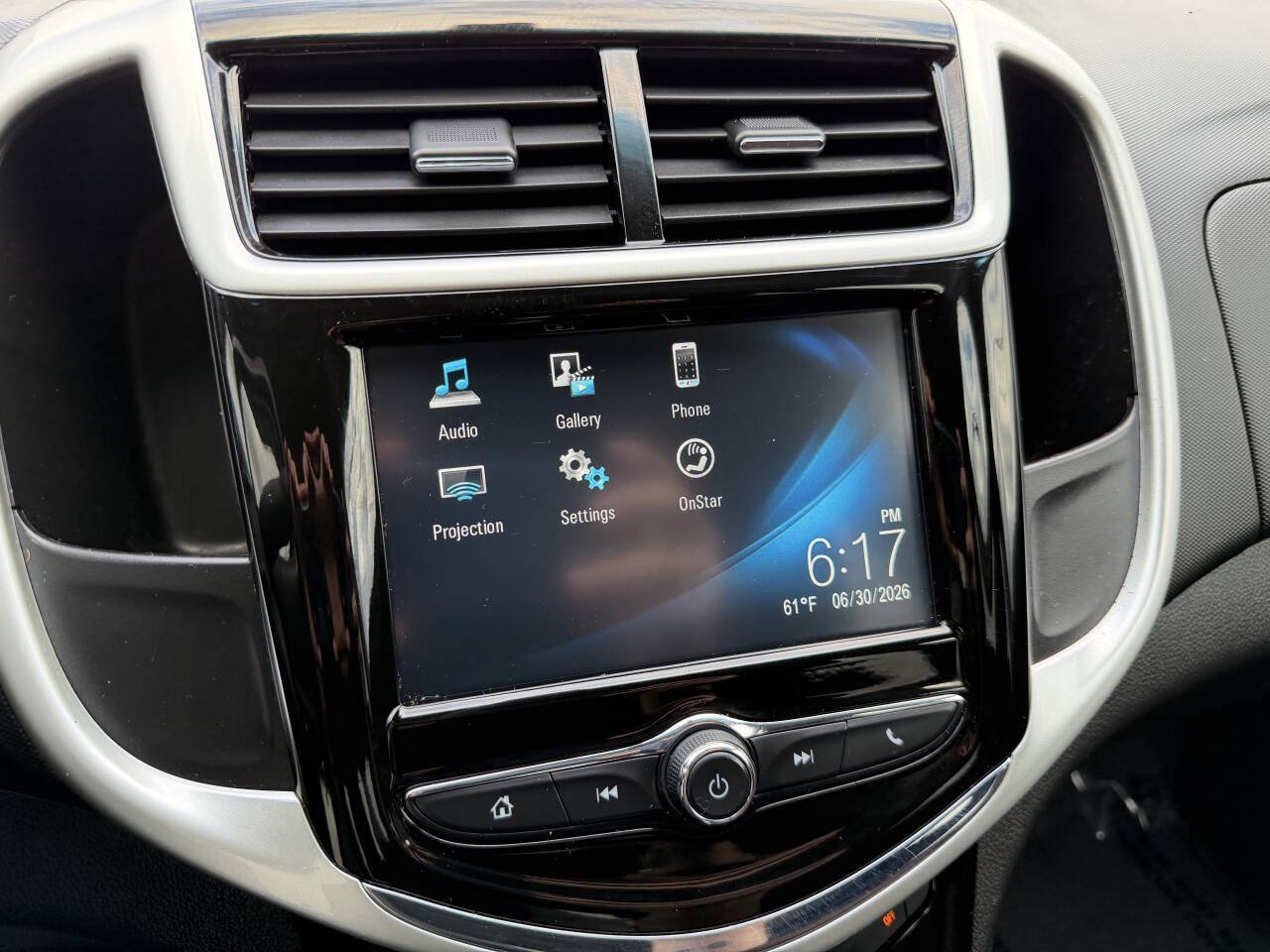 Used 2017 Chevrolet Sonic LT FWD image 25