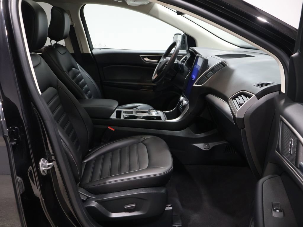 Used 2022 Ford Edge SEL w/ Convenience Package image 26