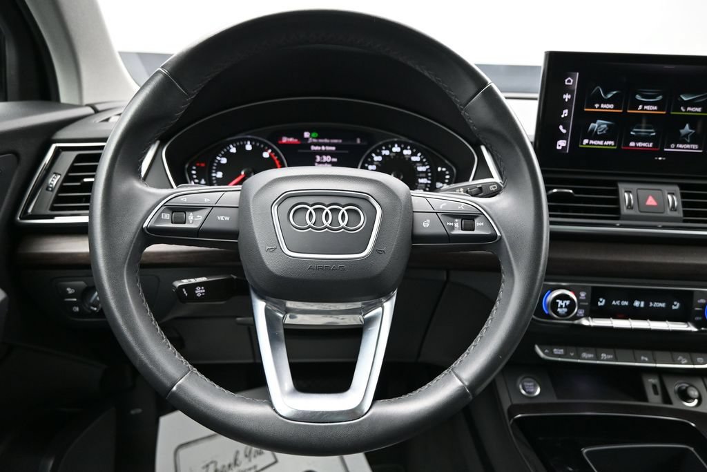 Used 2022 Audi Q5 2.0T Premium w/ Convenience Package AWD/4WD image 15
