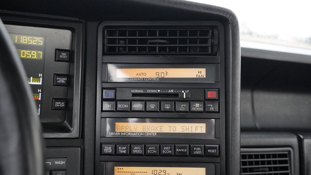 Used 1993 Cadillac Allante image 24