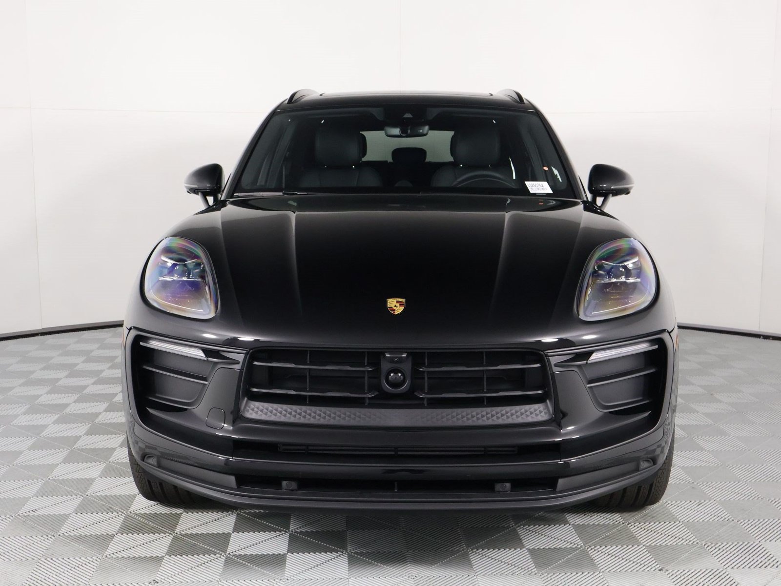 New 2026 Porsche Macan AWD/4WD image 10