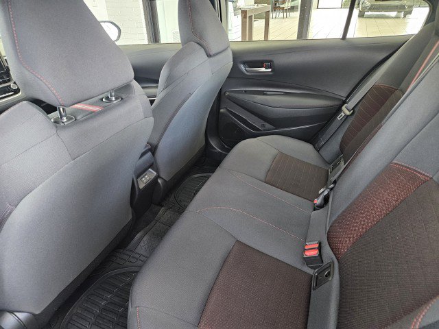 Used 2023 Toyota Corolla SE FWD image 9