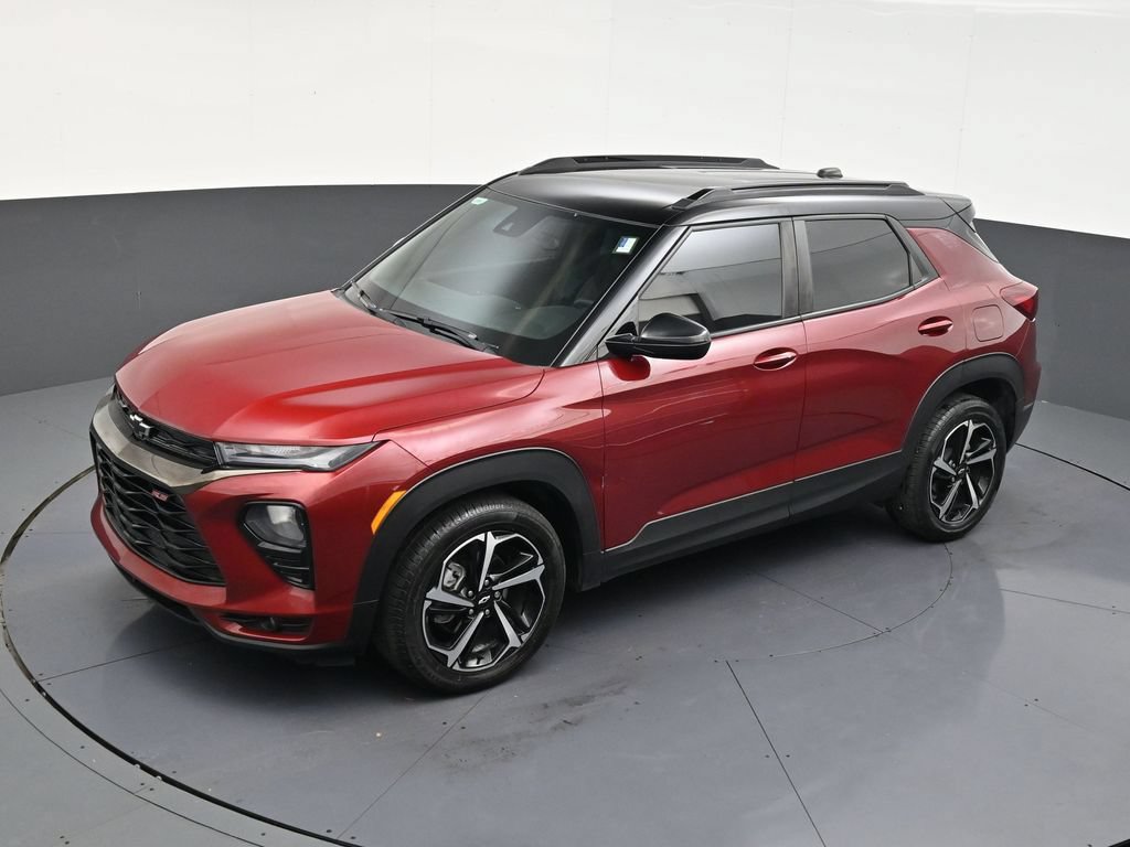 Used 2022 Chevrolet TrailBlazer RS w/ Technology Package FWD image 11