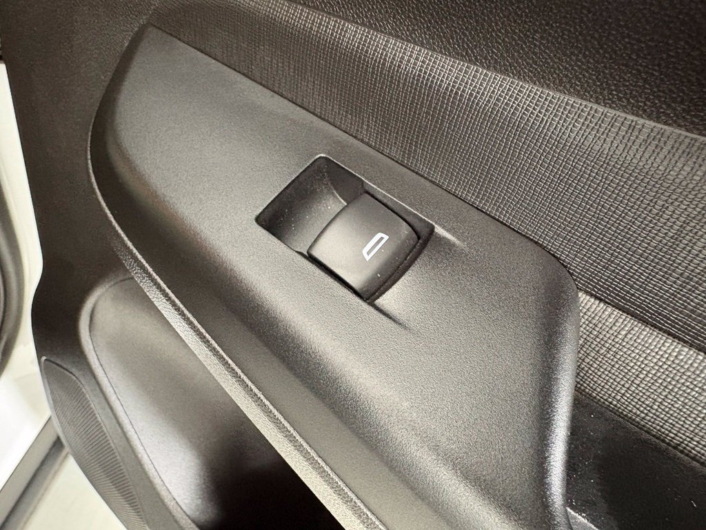 Used 2026 Buick Envista Preferred FWD image 16