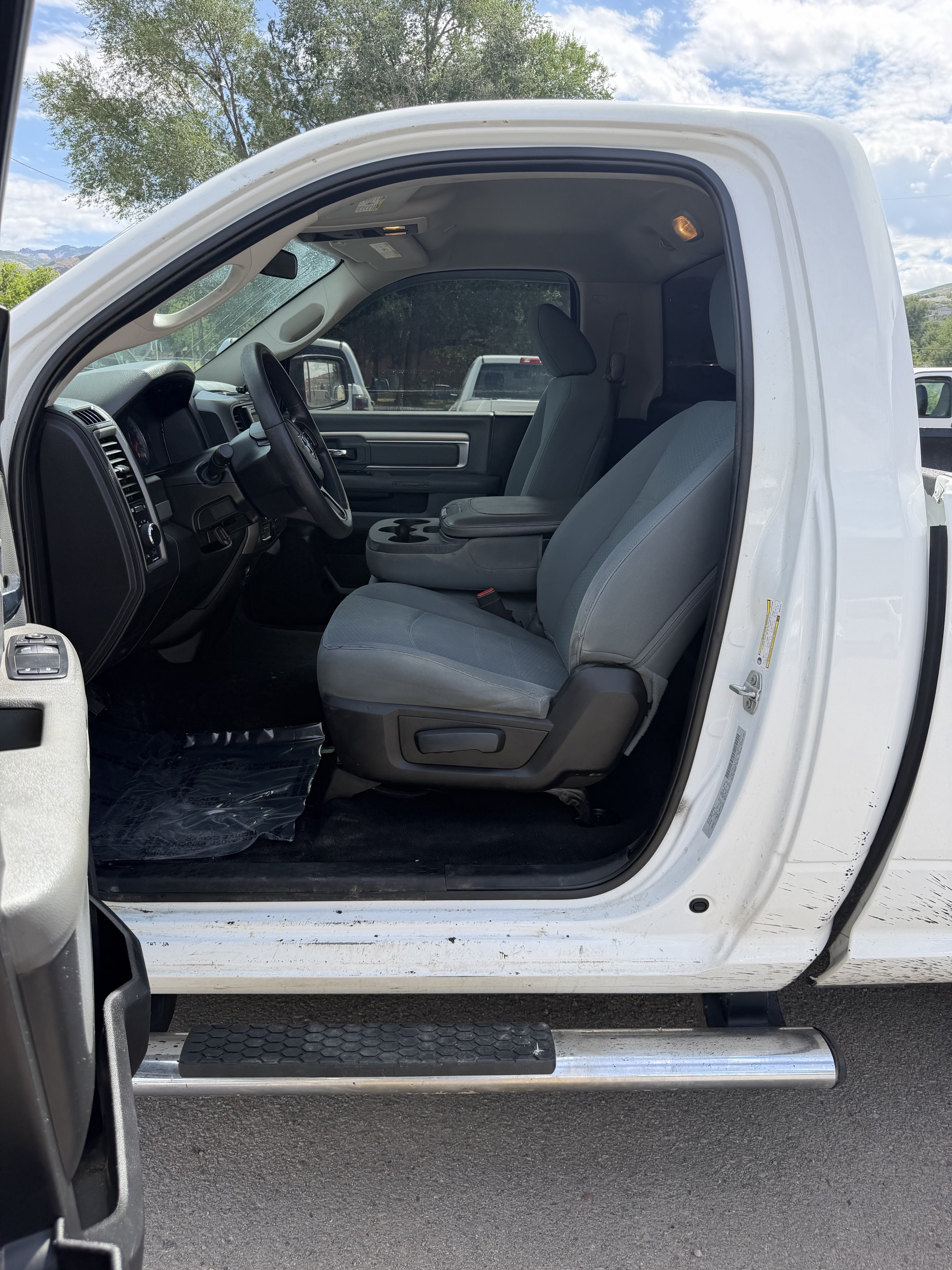 Used 2019 RAM 1500 Classic Tradesman AWD/4WD image 17