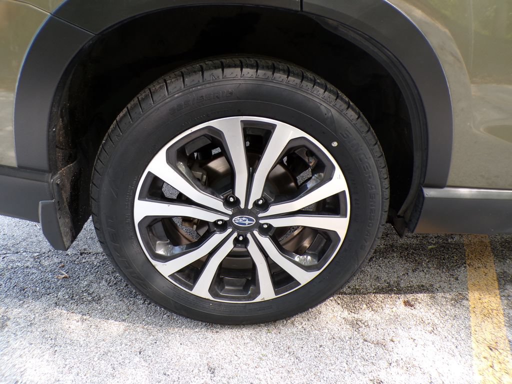 Used 2023 Subaru Forester Limited AWD/4WD image 22