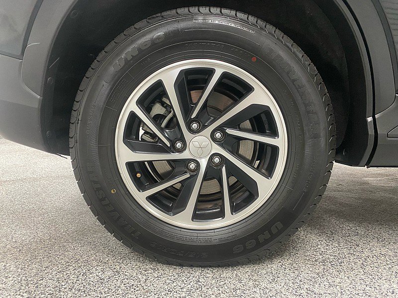 Used 2020 Mitsubishi Eclipse Cross ES image 28