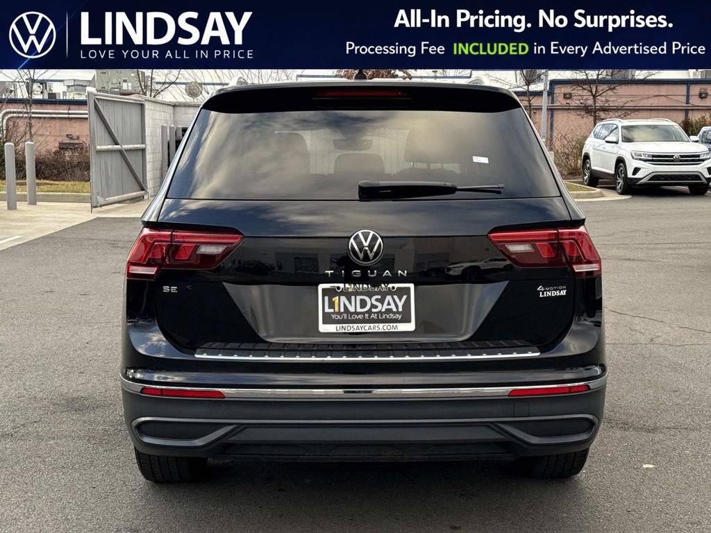 Used 2023 Volkswagen Tiguan SE AWD/4WD image 4