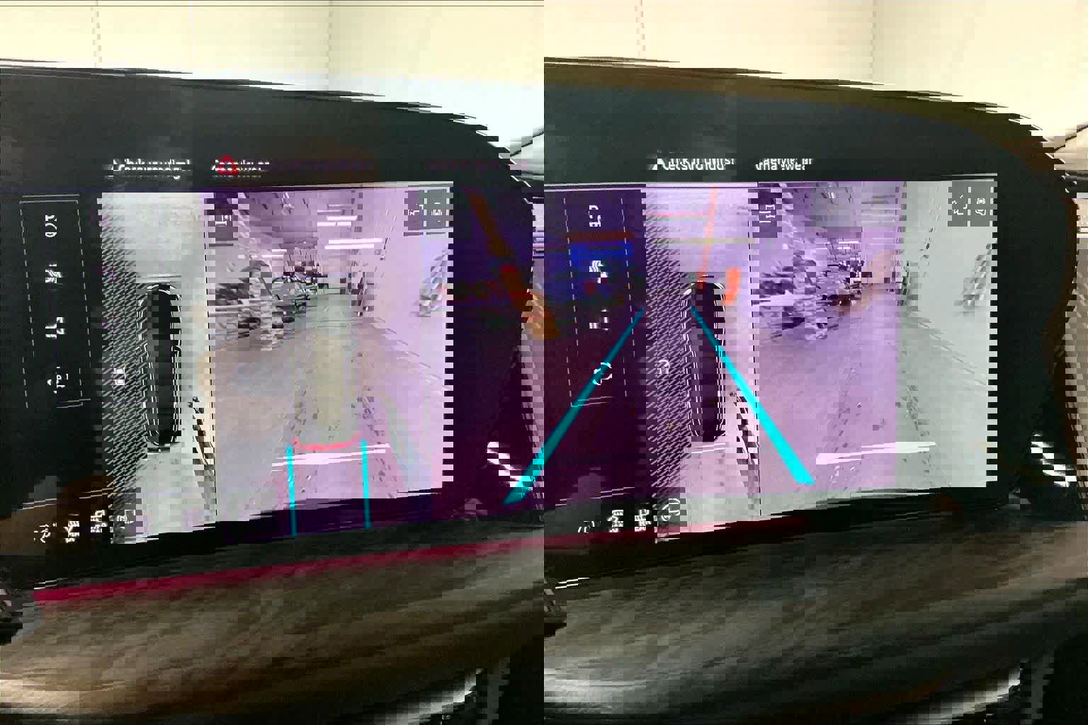 Certified 2025 Audi Q5 Prestige image 24