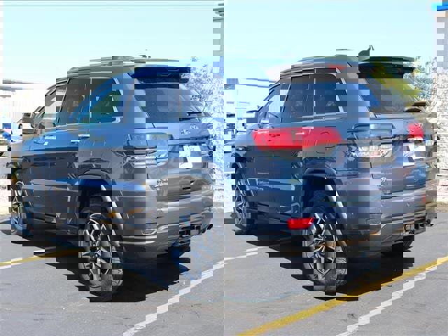 Used 2020 Jeep Grand Cherokee Limited w/ Trailer Tow Group IV image 7