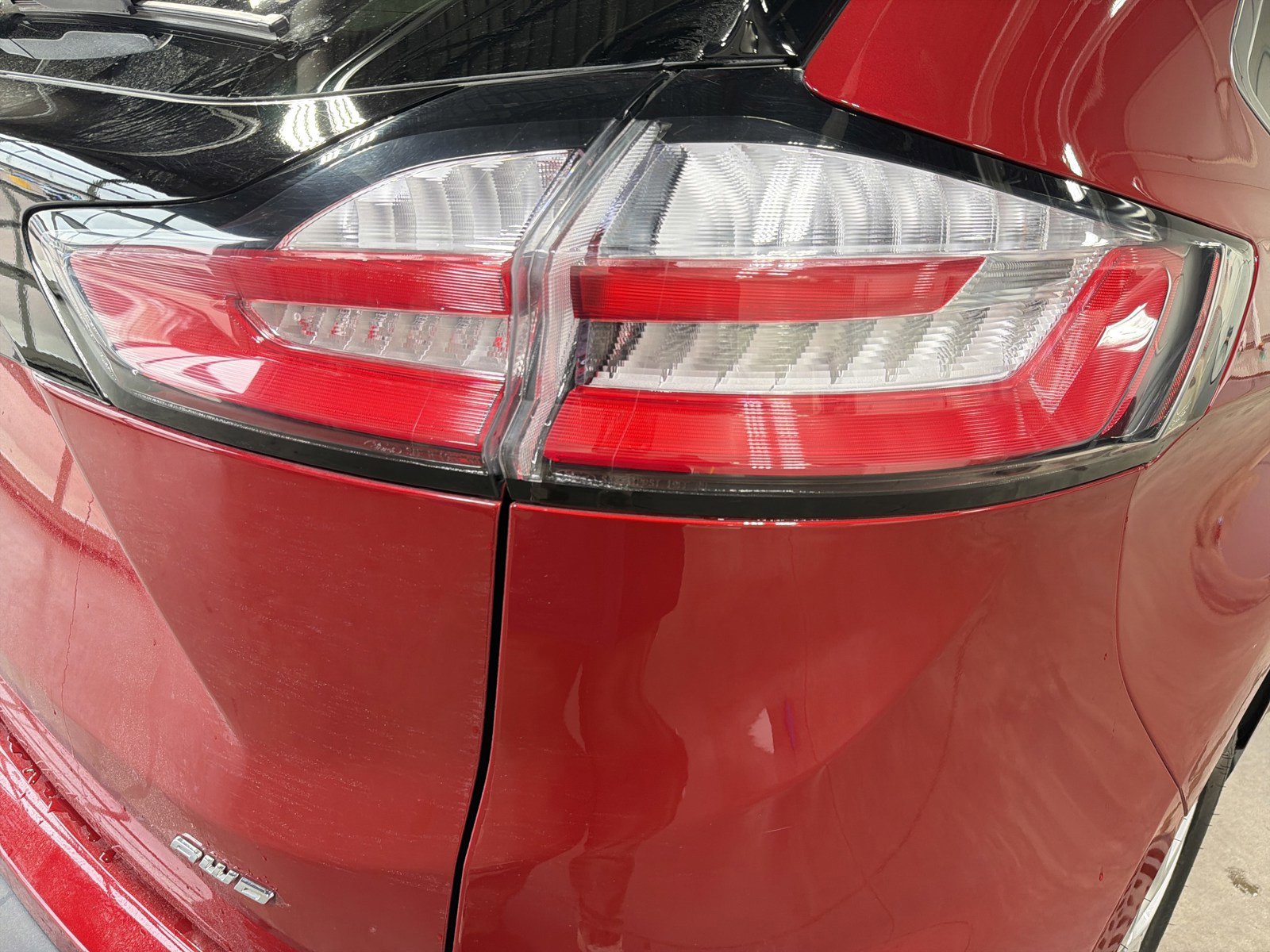 Used 2022 Ford Edge SEL w/ Convenience Package image 11