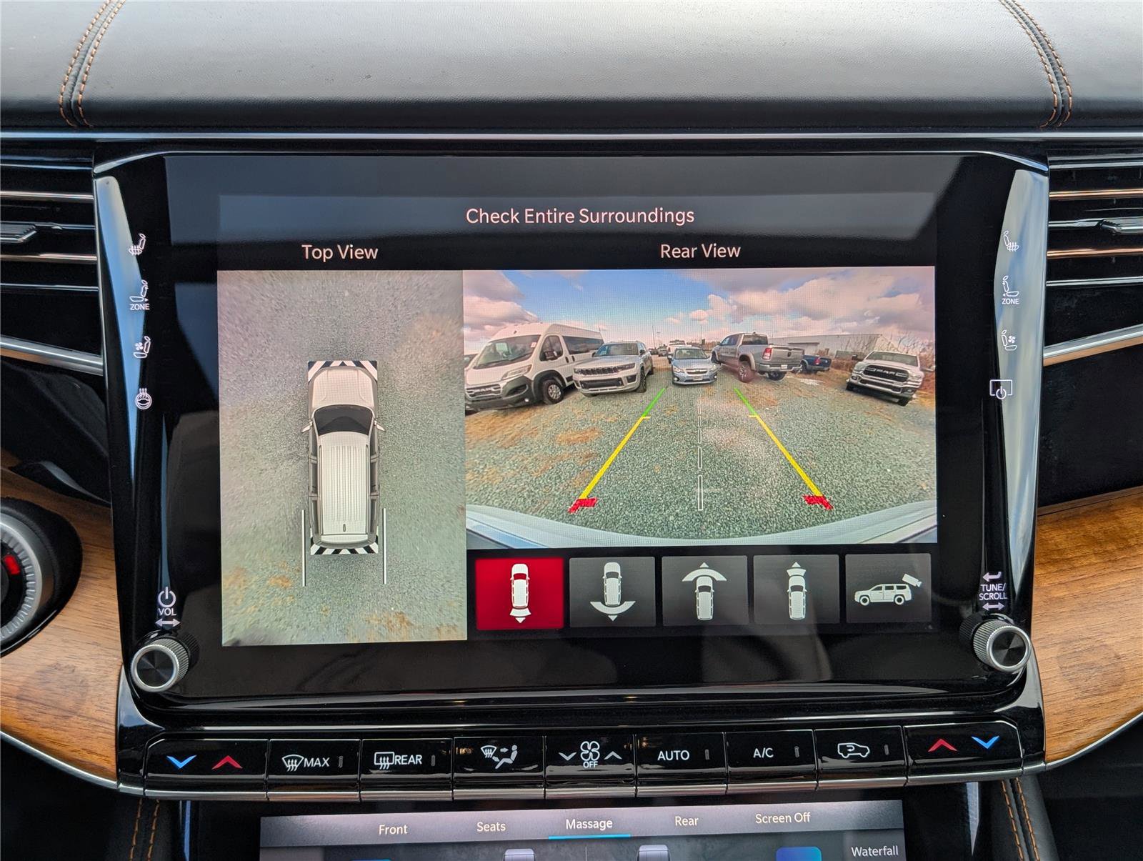 Used 2024 Jeep Grand Wagoneer L Series III image 30