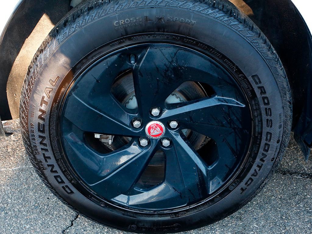 Used 2022 Jaguar F-PACE S AWD/4WD image 21